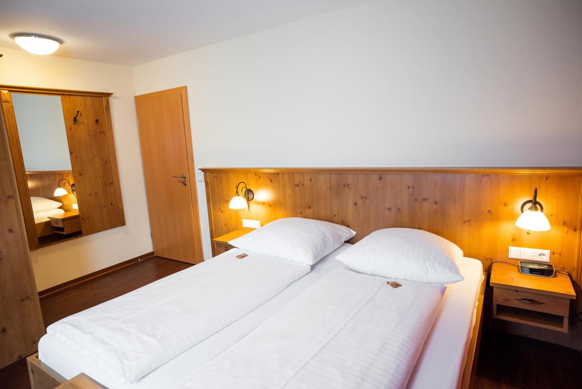 Landgasthof Linde Deggenhausertal