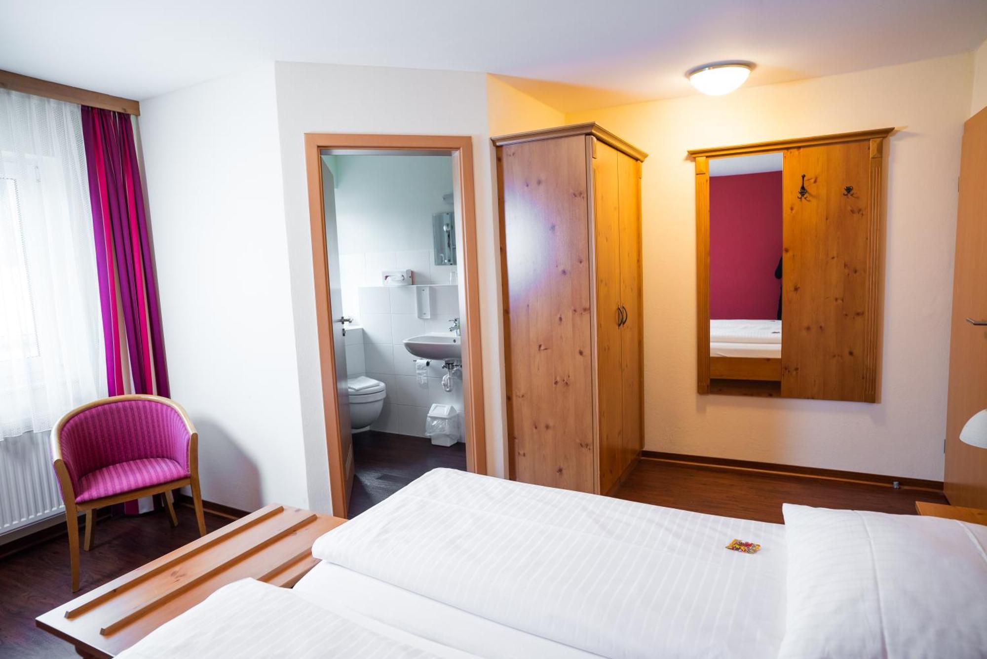 Landgasthof Linde Mini-hôtel Deggenhausertal