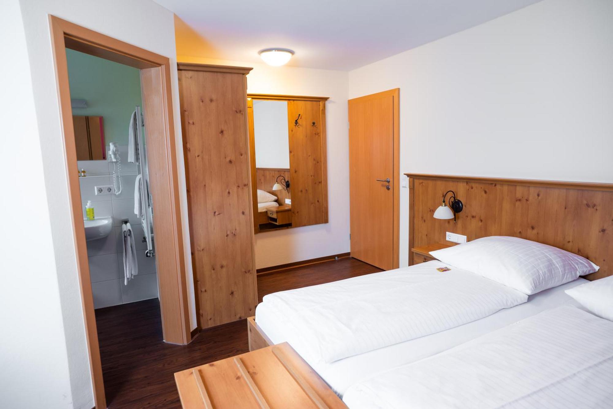 Mini-hôtel Landgasthof Linde Deggenhausertal